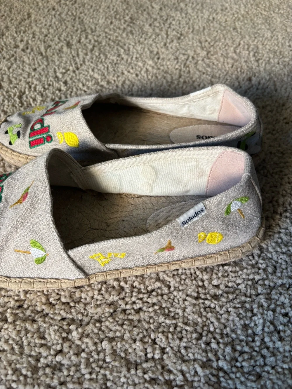 Soludos cushioned contrast slip